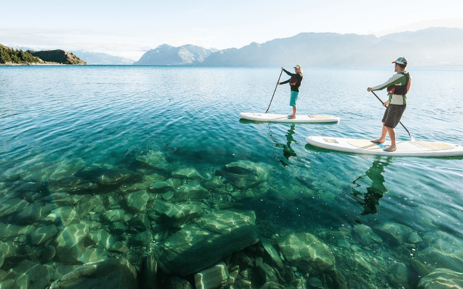 top-10-epickych-sup-destinacii-neonmars-paddleboard-novy-zeland-wanaka